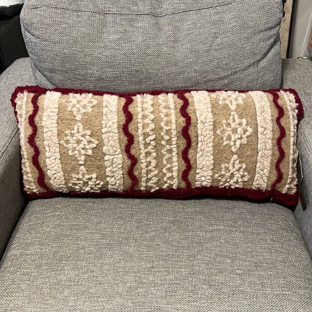 Frati Home Collection Soft Wool Christmas Throw Pillow